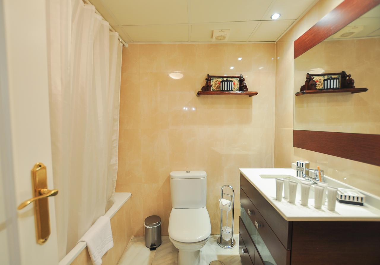 马拉加Acogedor Apartamento Junto A Calle Larios By Renthas公寓 外观 照片